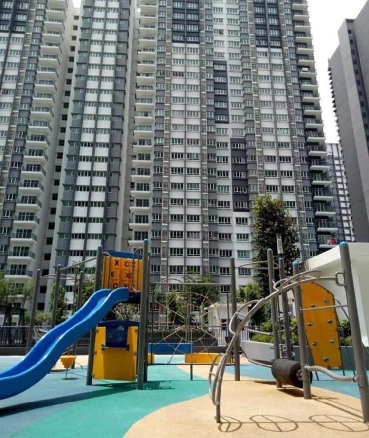 Cikta'Z Homestay Southville City Bangi Kampong Tangkas Exterior photo